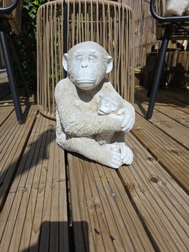 Latex and fibreglass mould - latex,