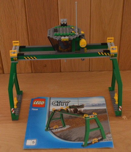 Lego gantry crane split from - crane,