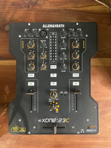 Allen heath xone - &,