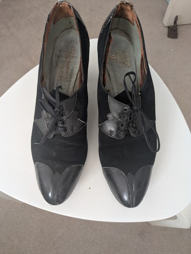 True vintage lace leather - true,