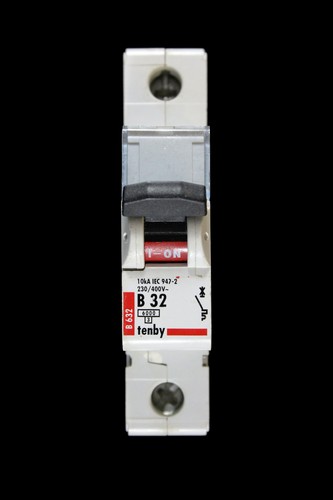 Tenby amp curve - amp,