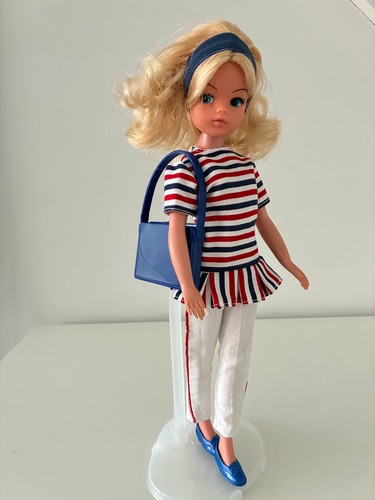 Pedigree sindy doll - pedigree,