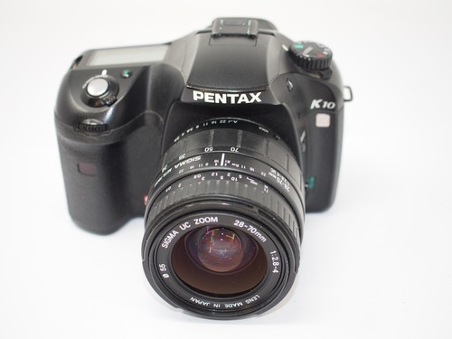 Pentax k10d 2mp digital - digital, slr