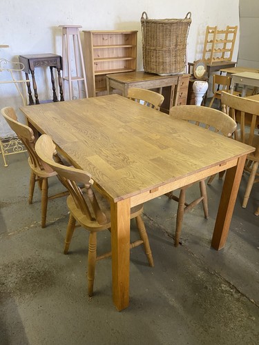 Gorgeous solid oak farmhouse - gorgeous,