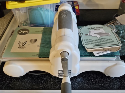 Sizzix big shot die cutting - sizzix,