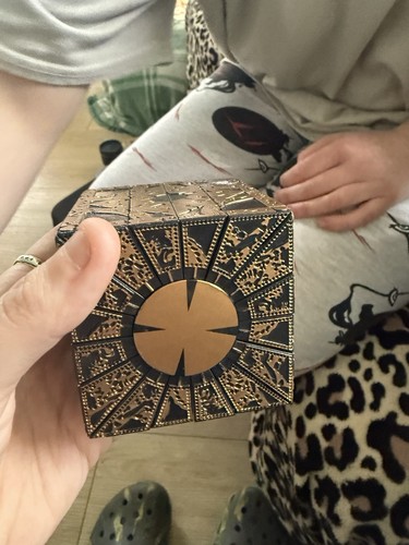 Hellraiser cube horror lament - cube,