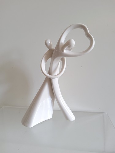 Porcelain figurine circle - porcelain,