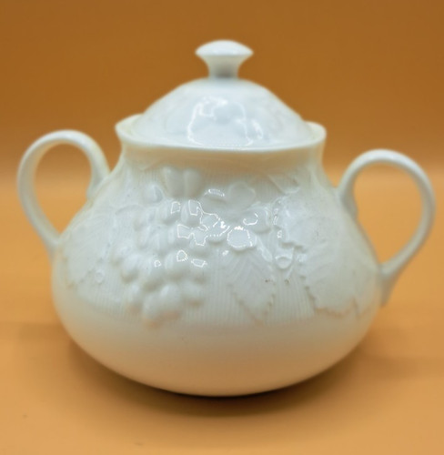 Wedgwood strawberry and vine - wedgwood,