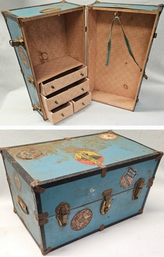 Vintage worcester s - &, doll