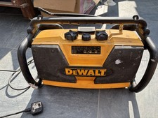 DeWALT DW911 Heavy Duty Job site AM/FM Radio Yellow 240V Genuine Tested Works
