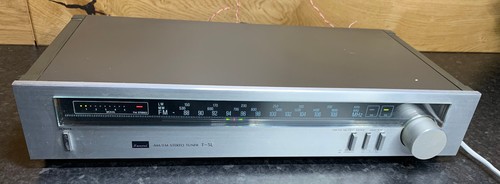 Vintage sansui stereo - vintage, am/fm