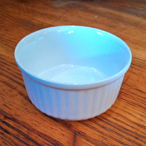 White ceramic round - white,