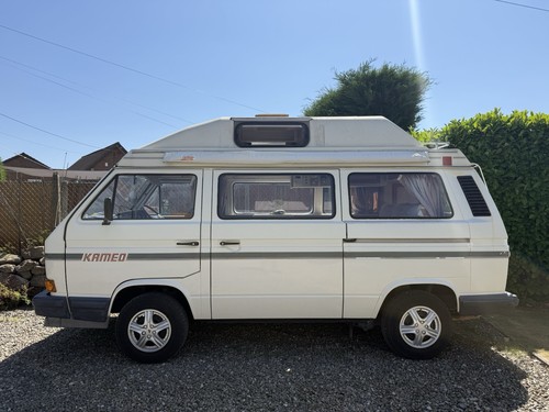 Volkswagen camper van - camper,