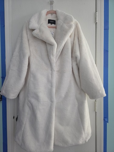 Torrid white longline faux fur - white,