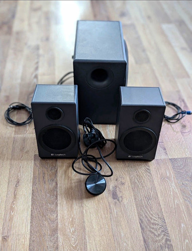 Logitech wired speaker system - logitech,