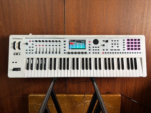 Roland fantom synthesizer - fantom-06,