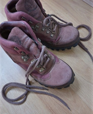 Chris  Brasher ladies walking