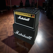 Marshall JCM 800 Pick Holder