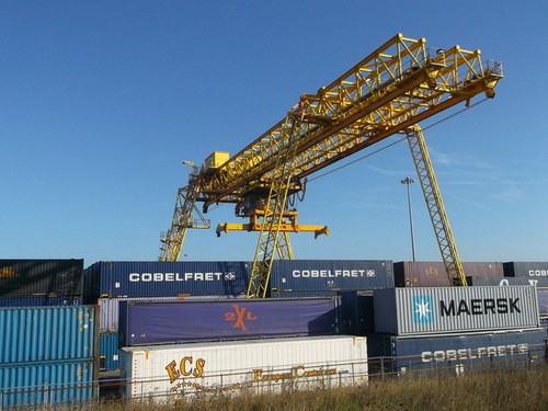 Photo gantry crane and - photo, a3