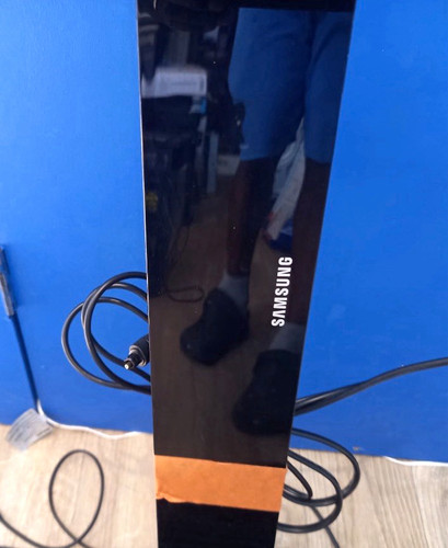 Samsung e450 0ch 280w - 2.0ch,