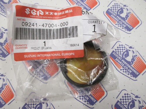 Suzuki gearbox shaft plug - shaft,