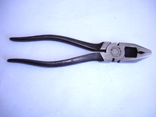 Vintage Elliott Lucas