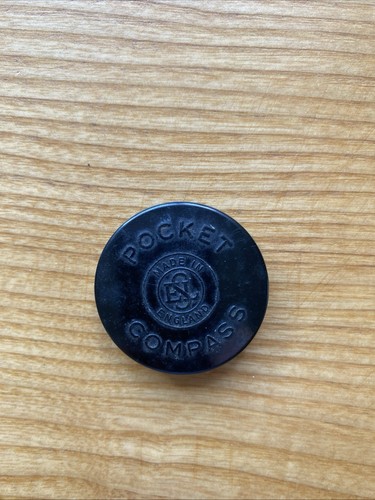 Vintage bakelite pocket - vintage,