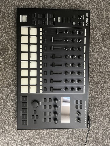 Roland 707 groovebox - roland,