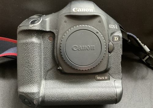 Canon eos mark iii - iii, digital