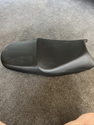 Suzuki bandit 1200 - 600, seat