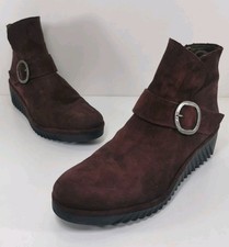 Womens Boots Size 6 FLY London