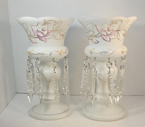 Pair satin white - of,