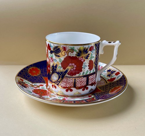 Royal crown derby - crown,