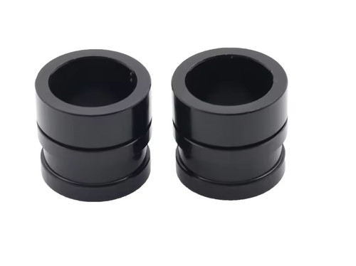 Front wheel hub spacers - hub, black