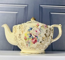 Vintage J.SADLER Cream & Gold