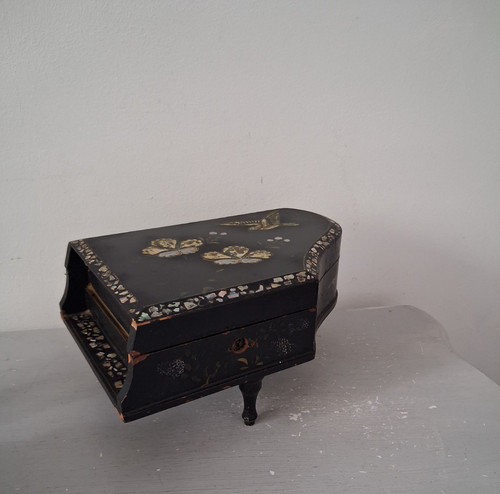 Antique japanese lacquer - japanese,