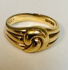 9ct Yellow Gold Designer Knot
