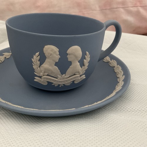 Wedgwood cup and saucer royal - saucer,