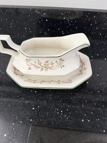 Eternal beau gravy boat with - boat,