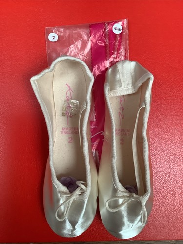 Size ivory satin rubber - 12,