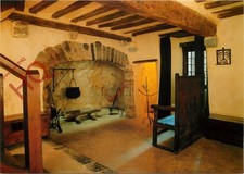 Picture Postcard>>Tenby, Tudor Merchant's House, the Great Kitchen Fireplace