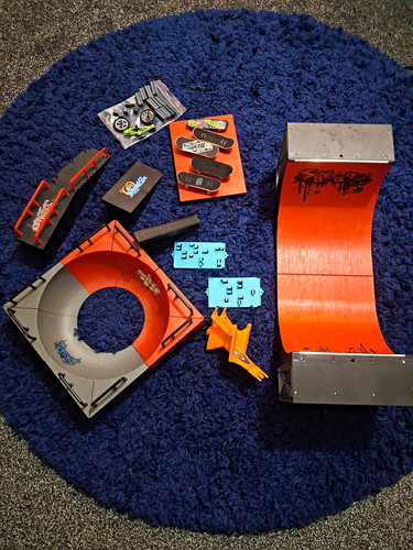 Tech deck fingerboard - park, job