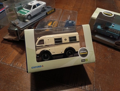 Boxed model oxford - 1/43,