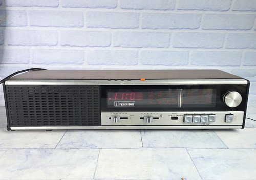 Vintage ferguson 3196 radio - ferguson,
