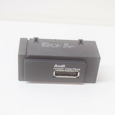 AUDI A3 Sportback 8V RS3 MMI