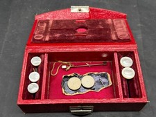 VINTAGE / ANTIQUE SMALL RED