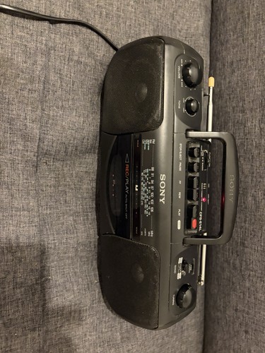 Sony radio cassette - radio, cassette-corder
