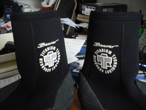 Pair slightly used - slightly, 6