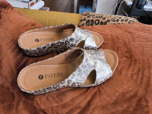 Pavers animal print - print, slip