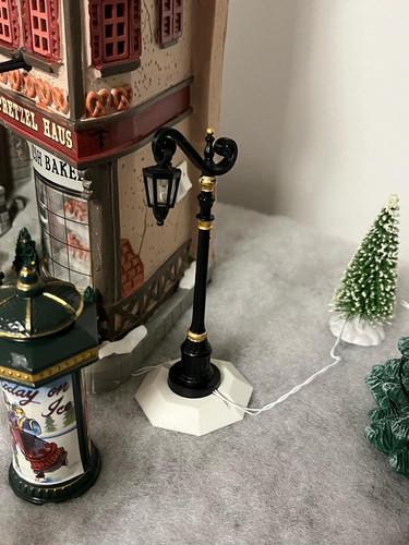 Street lamp post base - lamp,